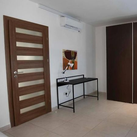 Metrostays Apartament סליאמה מראה חיצוני תמונה
