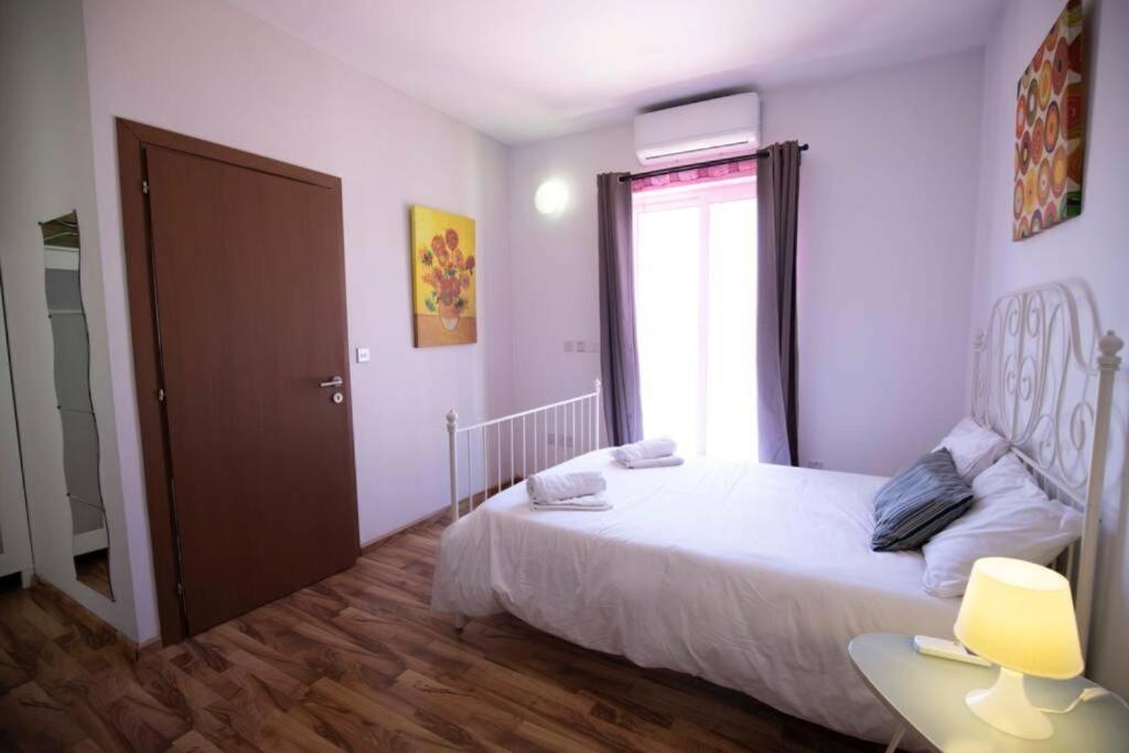 Metrostays Apartament סליאמה מראה חיצוני תמונה